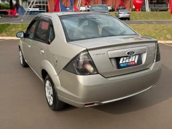 FORD-FIESTA-1.6 ROCAM SEDAN 8V FLEX 4P MANUAL FORD-FIESTA-2013