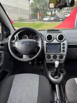 FORD-FIESTA-2013