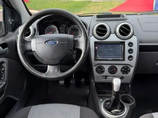 FORD-FIESTA-1.6 ROCAM SEDAN 8V FLEX 4P MANUAL FORD-FIESTA-2013