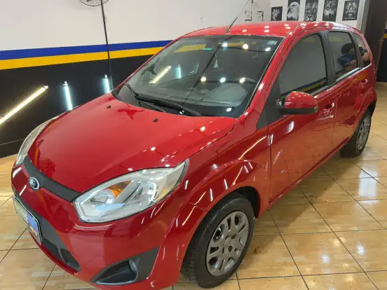 FORD-FIESTA-2014