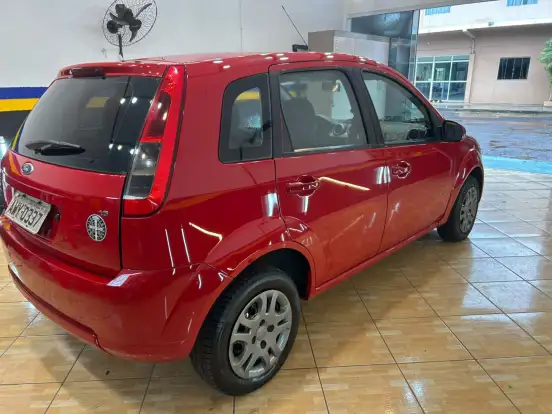 FORD-FIESTA-2014