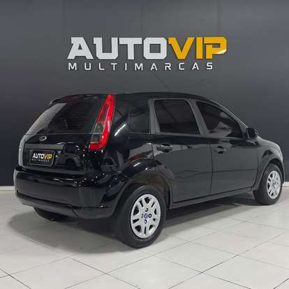 FORD-FIESTA-2010