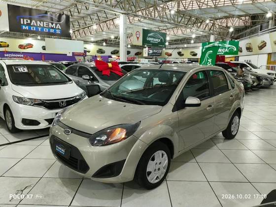 FORD FIESTA 1.0 ROCAM SEDAN 8V FLEX 4P MANUAL