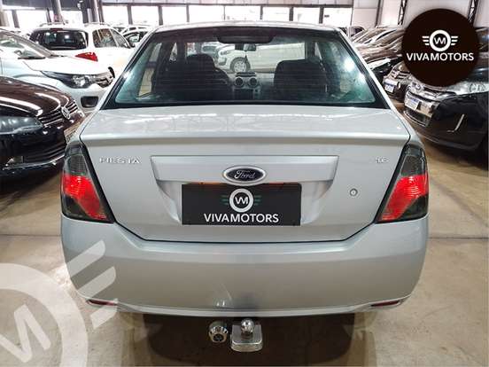 FORD-FIESTA-2012