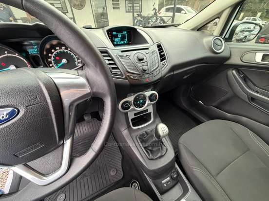 FORD-FIESTA-1.6 SE HATCH 16V FLEX 4P MANUAL FORD-FIESTA-2014