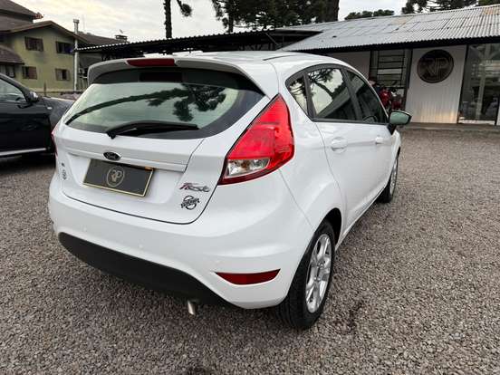 FORD-FIESTA-1.6 SE HATCH 16V FLEX 4P MANUAL FORD-FIESTA-2014
