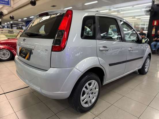 FORD-FIESTA-2013