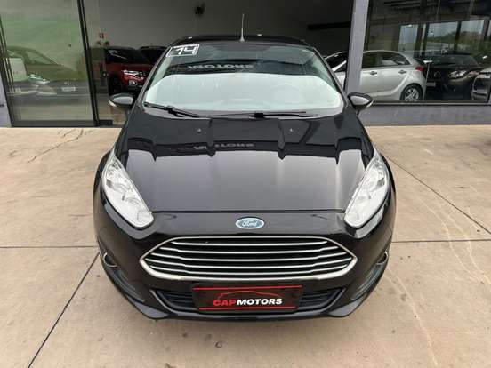 FORD-FIESTA-2014