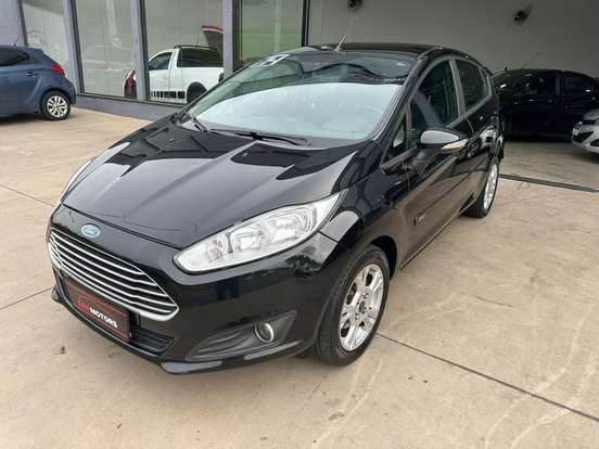 FORD-FIESTA-2014