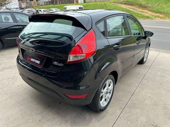 FORD-FIESTA-2014