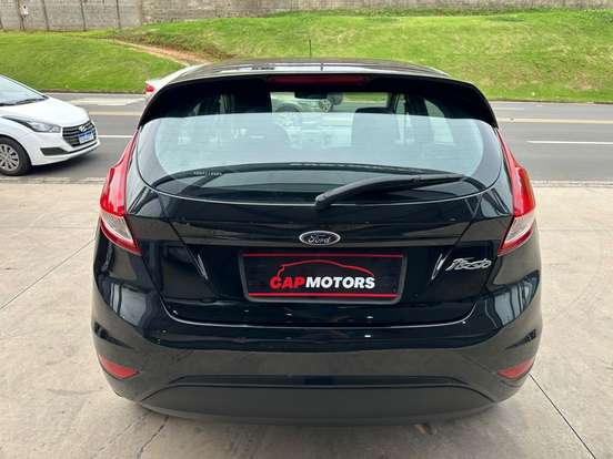 FORD-FIESTA-2014