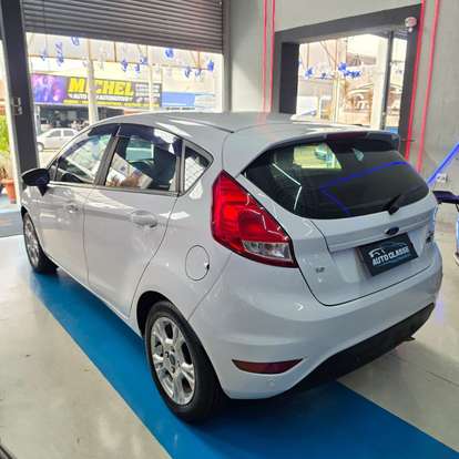 FORD-FIESTA-2016