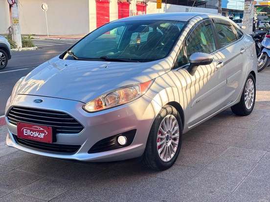 FORD-FIESTA-2013
