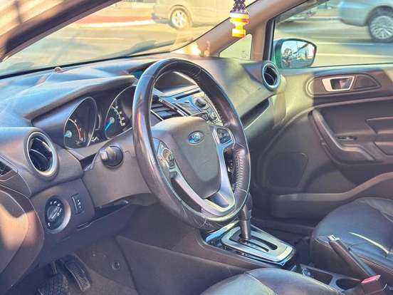 FORD-FIESTA-2013