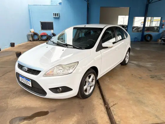 FORD FOCUS 1.6 GL 16V FLEX 4P MANUAL