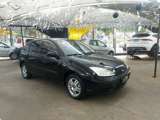 FORD-FOCUS-2004