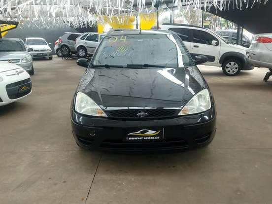 FORD-FOCUS-2004