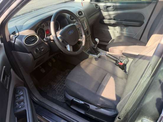 FORD-FOCUS-1.6 GL 16V FLEX 4P MANUAL FORD-FOCUS-2011
