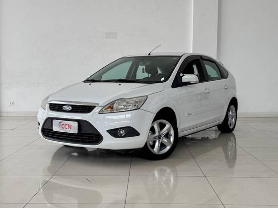 FORD FOCUS 1.6 GLX 16V FLEX 4P MANUAL