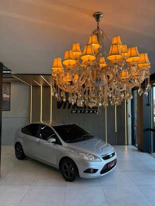 FORD-FOCUS-2011