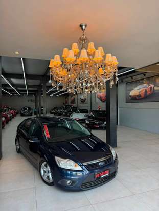 FORD-FOCUS-2012