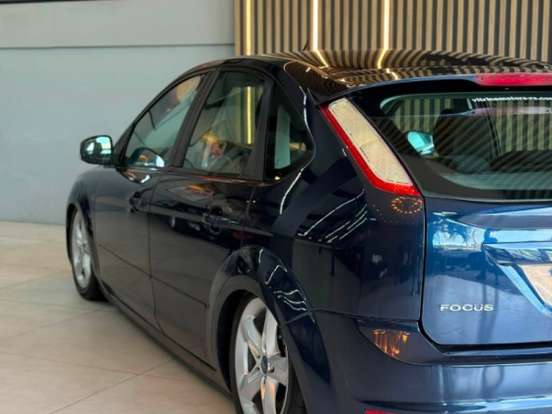 FORD-FOCUS-1.6 GLX 8V FLEX 4P MANUAL FORD-FOCUS-2012
