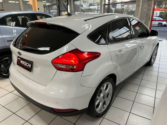 FORD-FOCUS-1.6 SE PLUS 16V FLEX 4P MANUAL FORD-FOCUS-2017