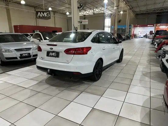 FORD-FOCUS-2016