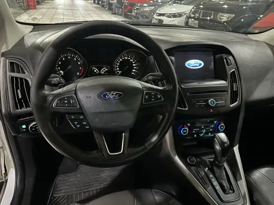 FORD-FOCUS-2016