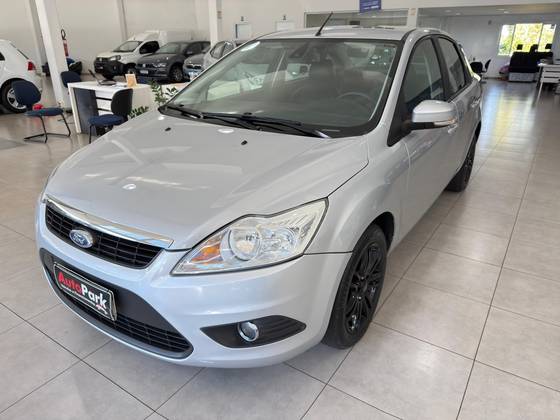 FORD FOCUS 2.0 FC 16V FLEX 4P AUTOMÁTICO