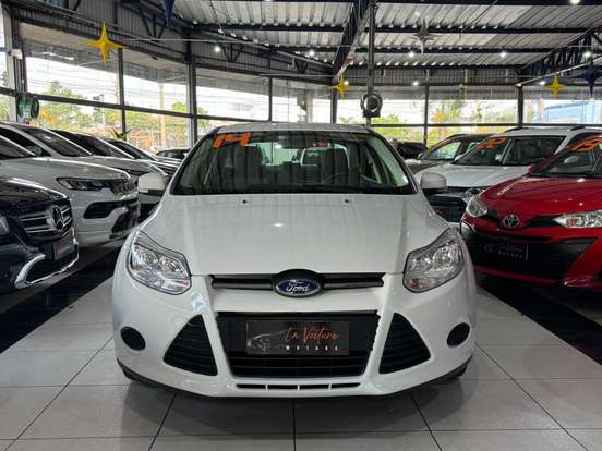 FORD-FOCUS-2013