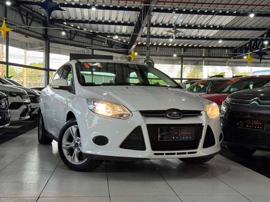 FORD-FOCUS-2.0 S SEDAN 16V FLEX 4P POWERSHIFT FORD-FOCUS-2013
