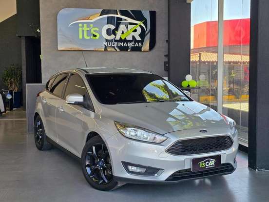 FORD-FOCUS-2017