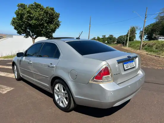 FORD-FUSION-2006