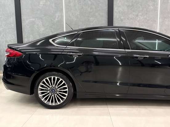FORD-FUSION-2.0 TITANIUM 16V HÍBRIDO 4P AUTOMÁTICO FORD-FUSION-2017