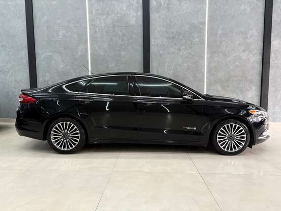 FORD-FUSION-2.0 TITANIUM 16V HÍBRIDO 4P AUTOMÁTICO FORD-FUSION-2017