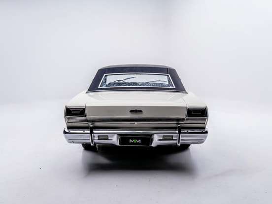 FORD-GALAXIE-1975