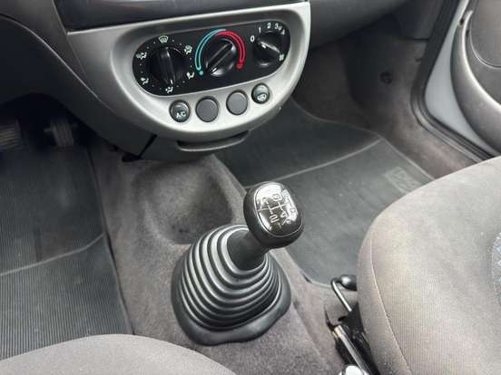 FORD-KA-2007