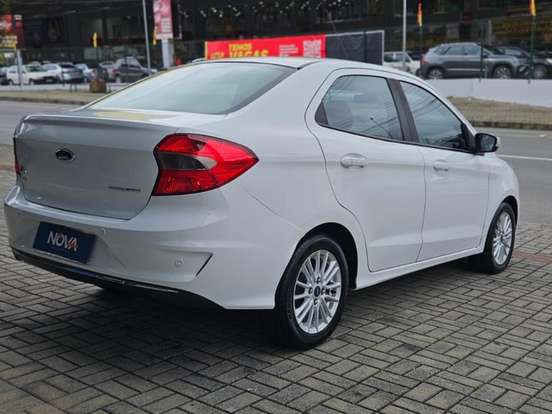 FORD-KA-1.5 TI-VCT FLEX TITANIUM SEDAN AUTOMÁTICO FORD-KA-2018
