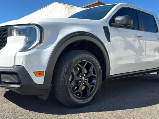 FORD-MAVERICK-2.0 ECOBOOST GASOLINA BLACK AUTOMÁTICO FORD-MAVERICK-2025