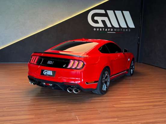 FORD-MUSTANG-2022
