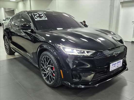 FORD-MUSTANG MACH-e-2023
