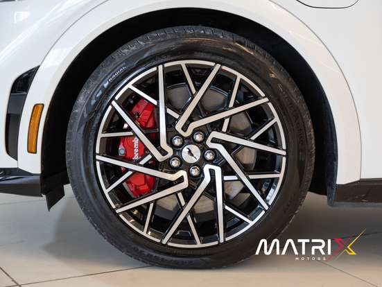 FORD-MUSTANG MACH-e-2023