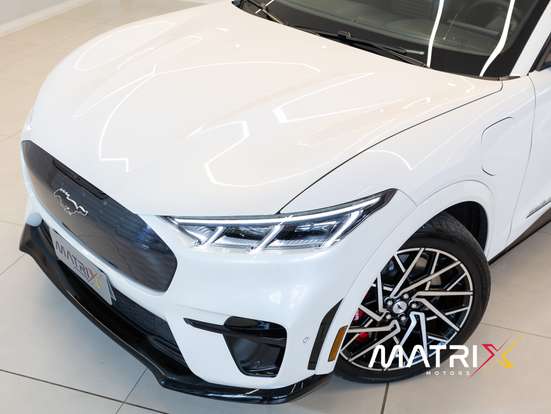 FORD-MUSTANG MACH-e-2023