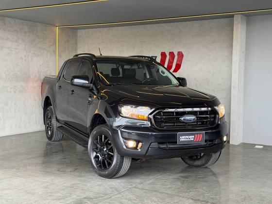 FORD RANGER 2.2 BLACK 4X2 CD 16V DIESEL 4P AUTOMÁTICO