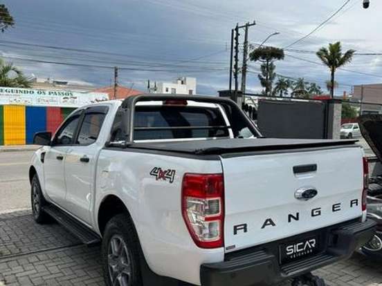 FORD-RANGER-2.2 XLS 4X4 CD 16V DIESEL 4P AUTOMÁTICO FORD-RANGER-2017