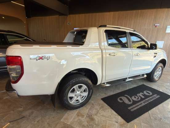FORD-RANGER-2013