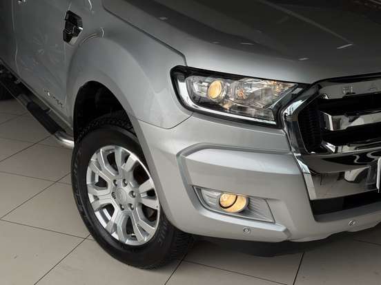 FORD-RANGER-3.2 LIMITED 4X4 CD 20V DIESEL 4P AUTOMÁTICO FORD-RANGER-2019