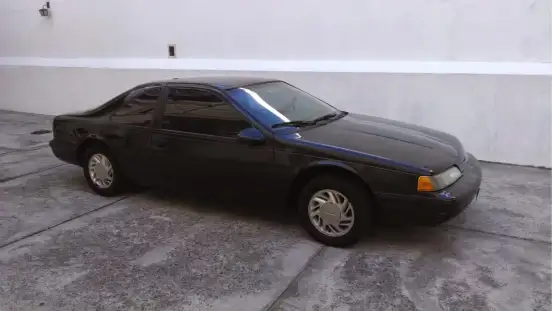 FORD-THUNDERBIRD-1992