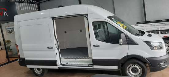 FORD-TRANSIT-2025